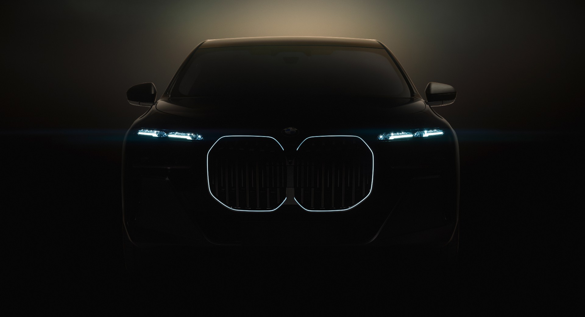 Itt vannak az első információk a BMW i7-ről