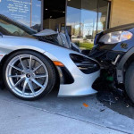 McLaren kereskedésben tartolt a balesetező BMW