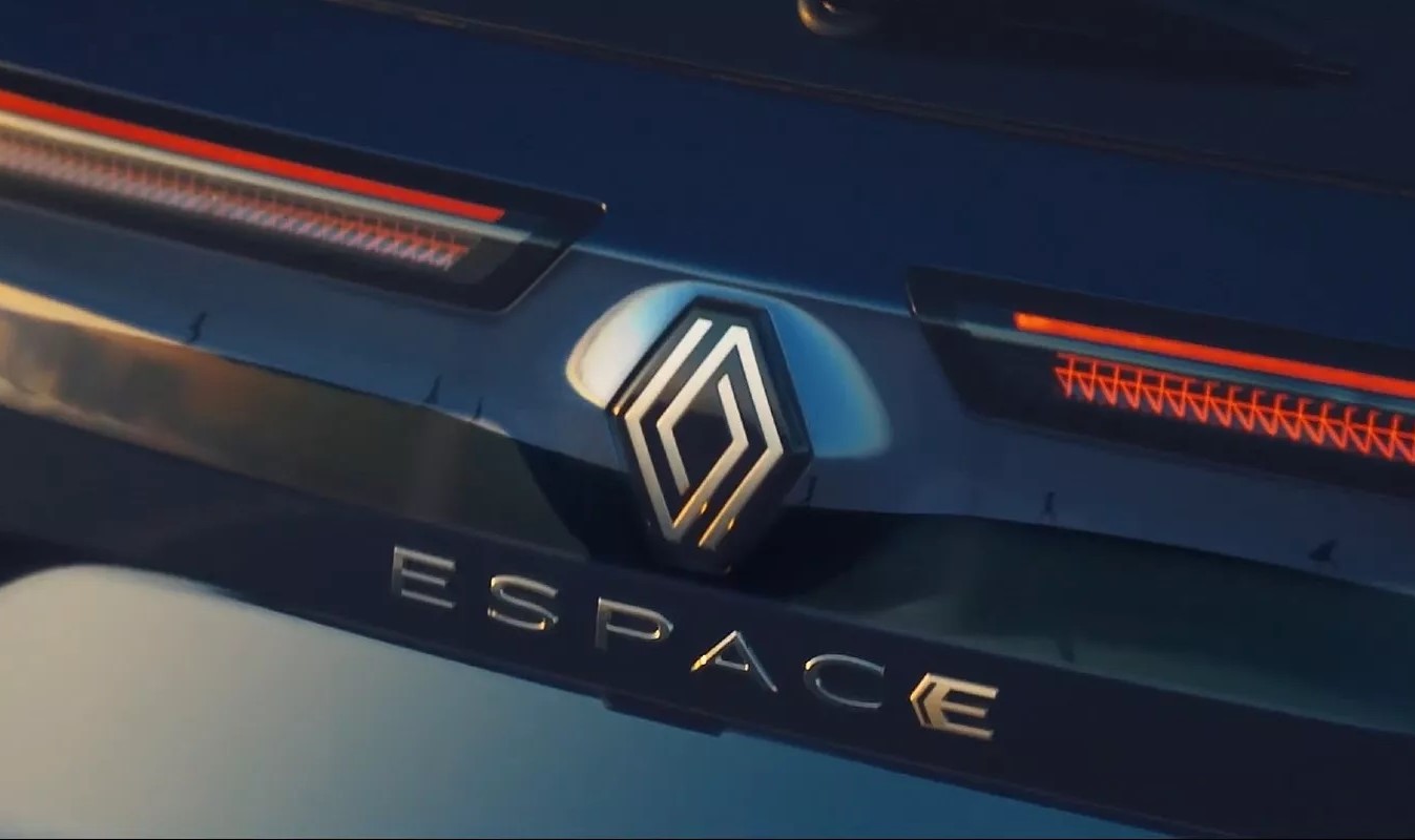 Az Austral nyújtott változataként mutatkozik be a Renault Espace új generációja