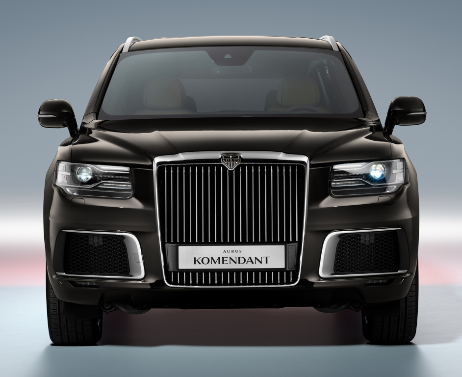 Itt az oroszok válasza a Rolls-Royce luxus SUV-jára